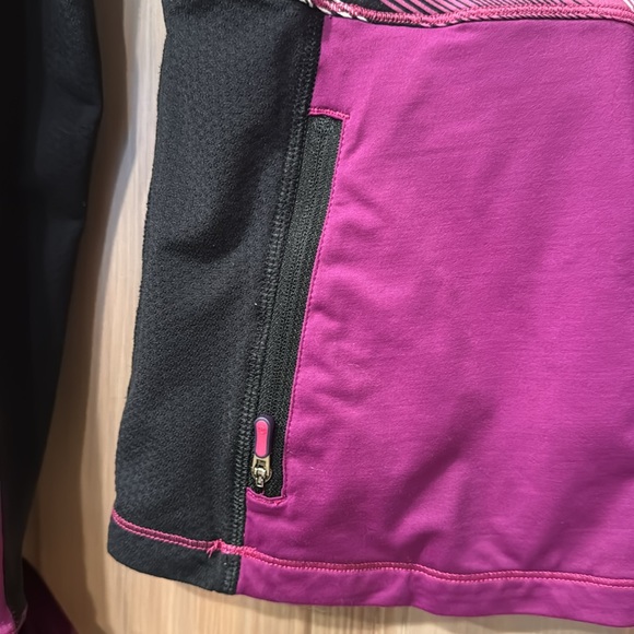 Lululemon 1/2 Zip Long Sleeve Magenta Top - Picture 6 of 8